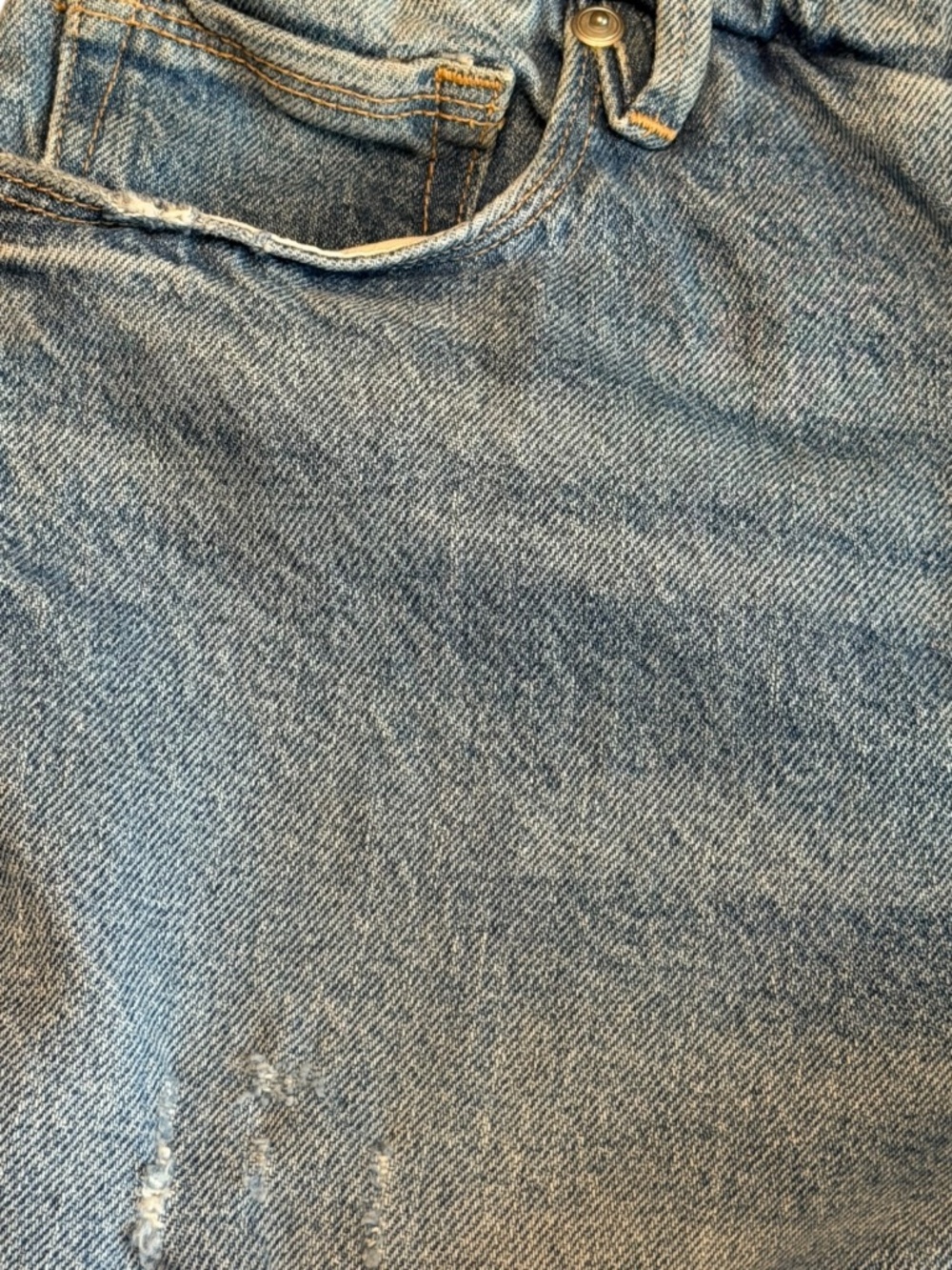 Good American The Weekender Jeans Size 26 Distressed Raw Hem - Picture 6 of 11